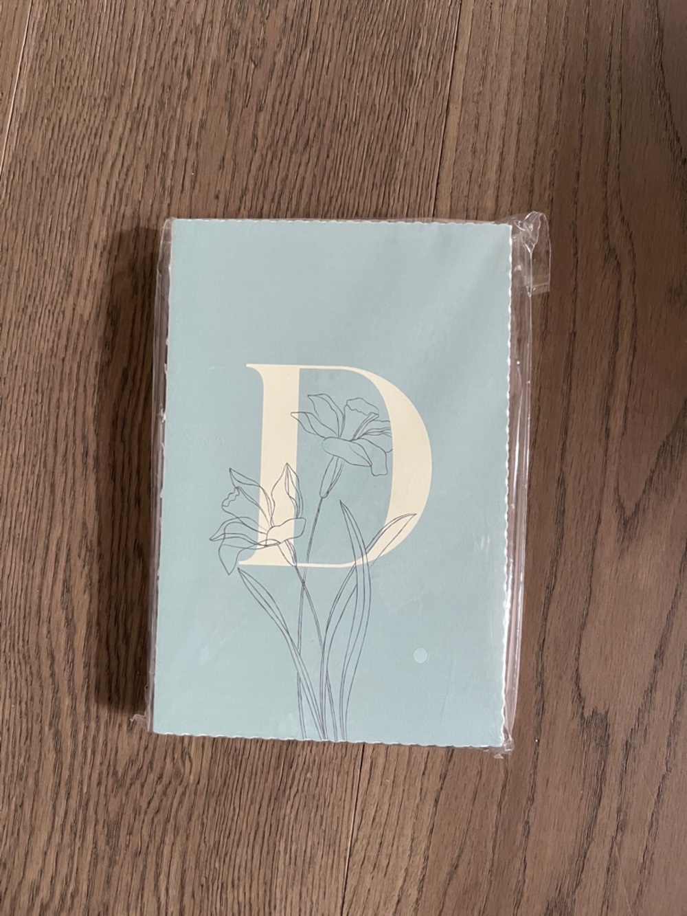 Monogram 'D' Floral Notecard Set - Light Blue Cream